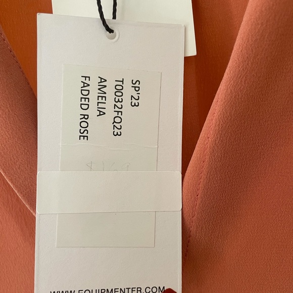 Equipment Amelia Silk Blouse in Faded Rose Colour - Picture 7 of 7